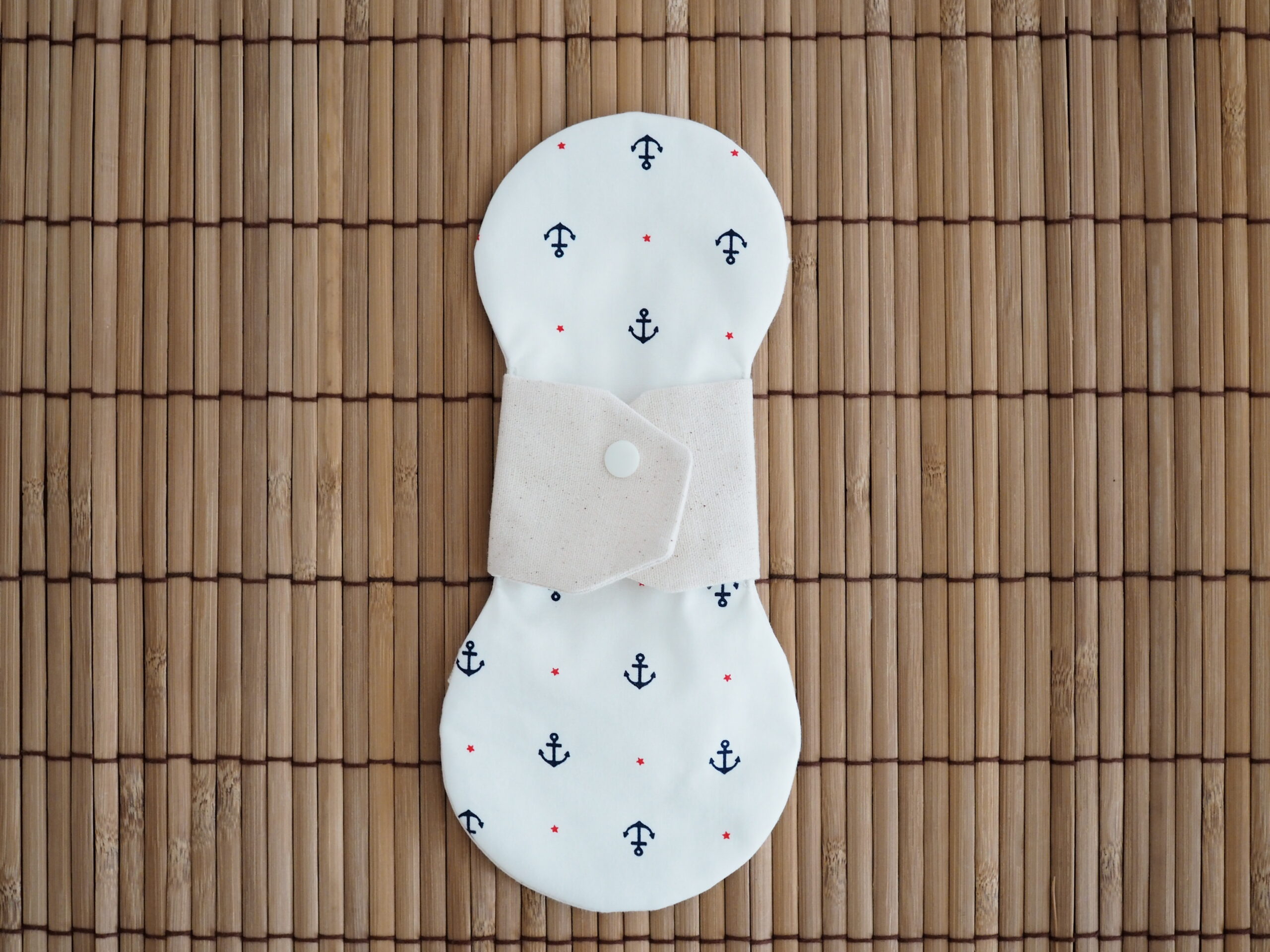 Pad M (water-resistant) Anchor White