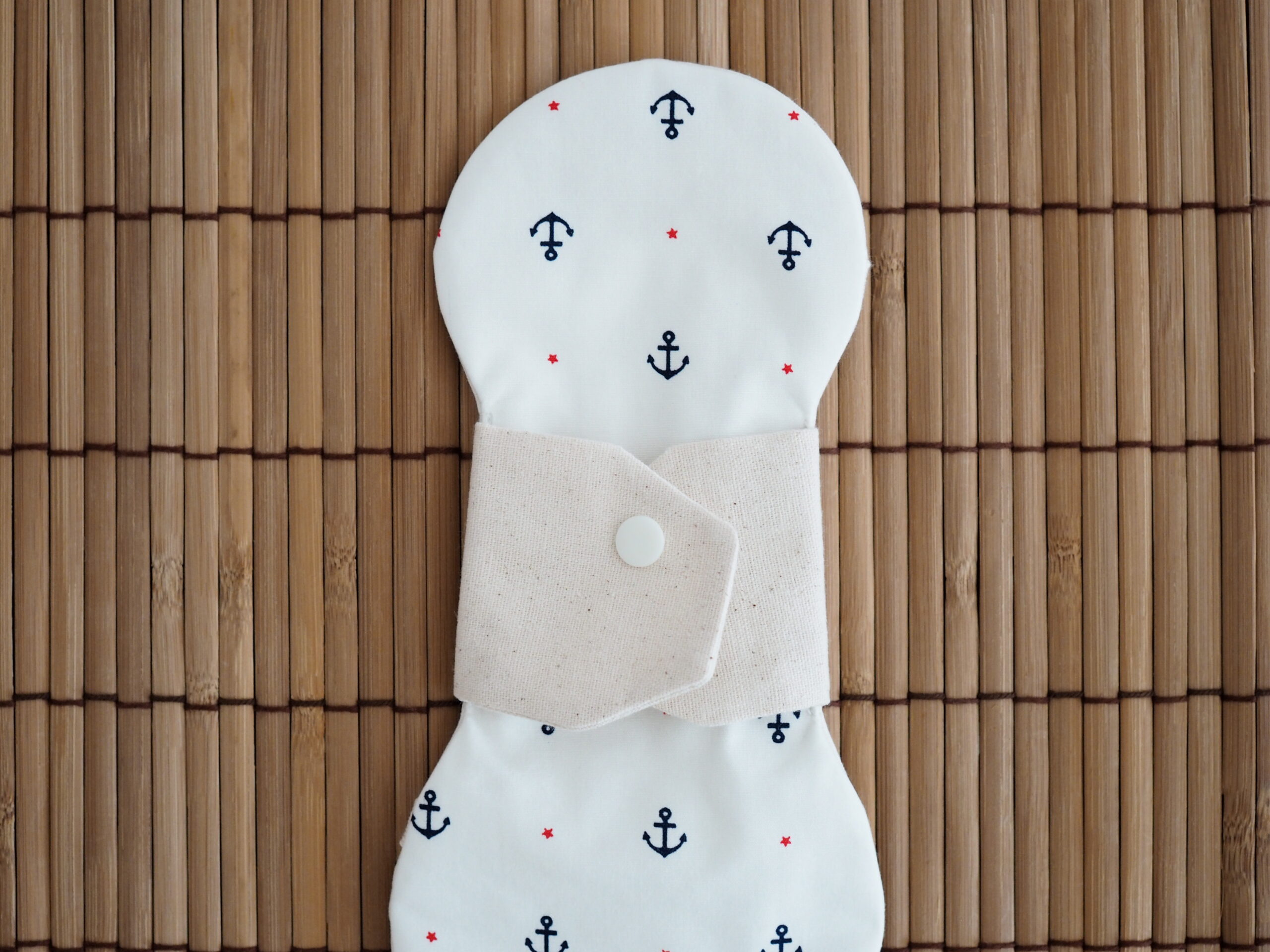 Pad M (water-resistant) Anchor White - Image 2